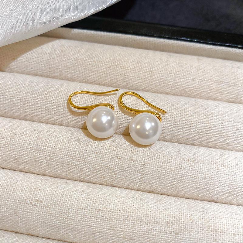 Zircon pearl simple earrings simple versatile retro Internet celebrity earrings fashion design earrings