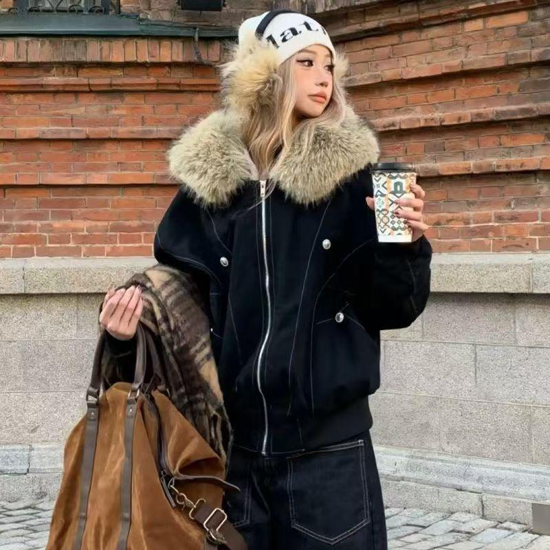 Unisex Hooded Short Puffer Jacket Faux Fur Collar Contrast Stitching Zip Up Couple Winter Coat
