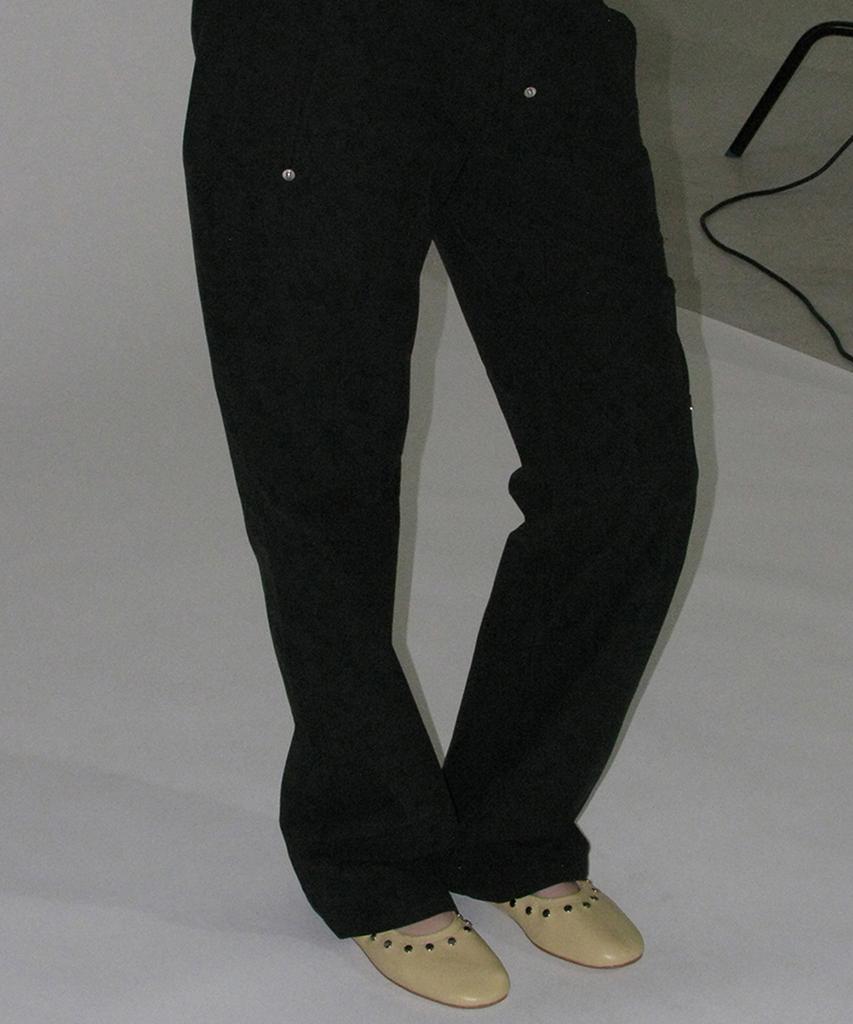 PARTIMENTO WOMEN Low-Rise Pocket Pointed Pants_Black