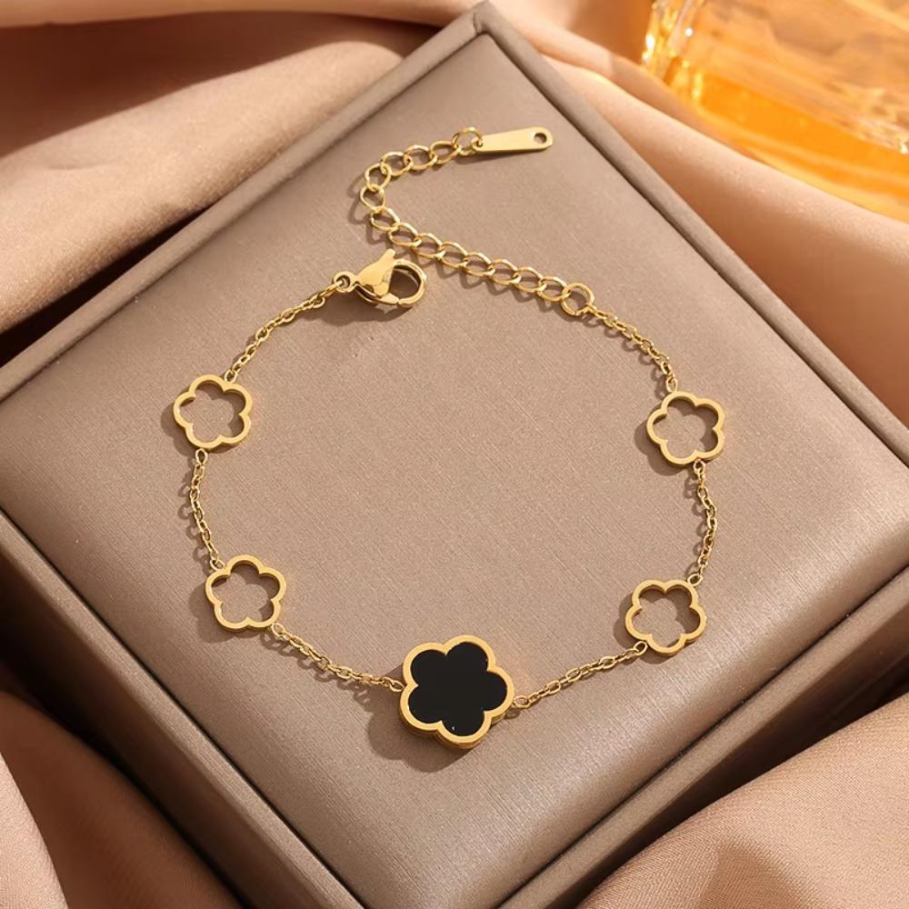 Luxury Brand Black and White Shell Five Leaves Flower Bracelet for Women Temperament Stainless Steel Bangle Jewelry Colorfast