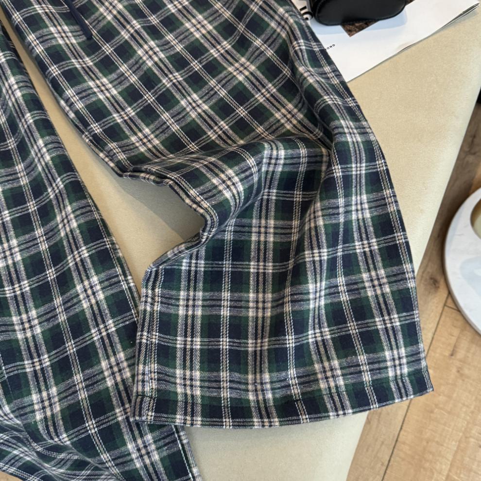 Unisex Plaid Fleece Pants: Brushed Velvet, Elastic Waist, Loose Fit, Versatile, Contrasting Colors