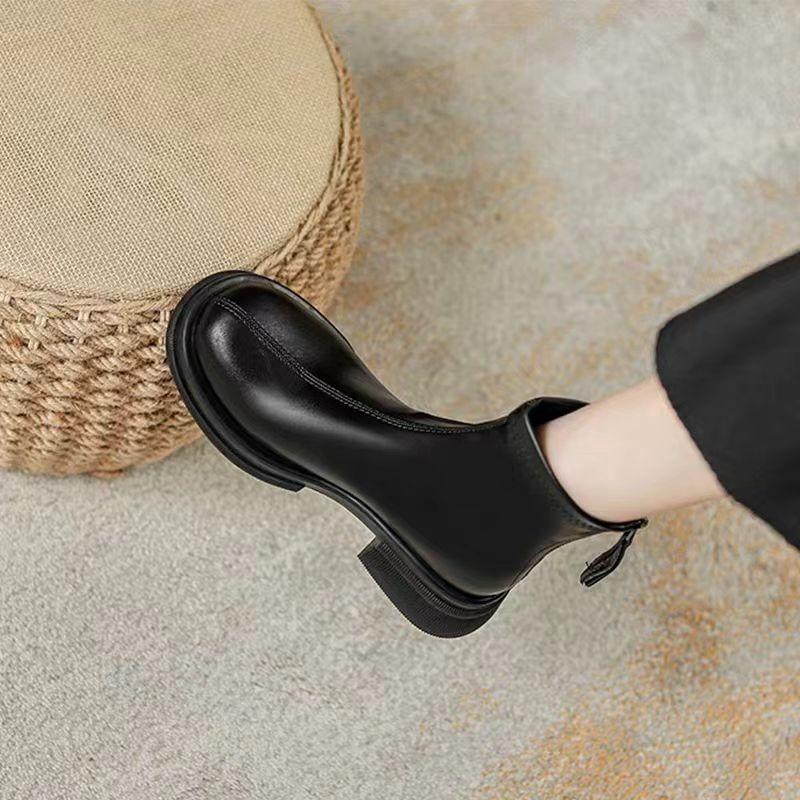 British style thick heel Martin boots women's 2025 autumn and winter new non-slip foot small temperament versatile locomotive velvet short boots