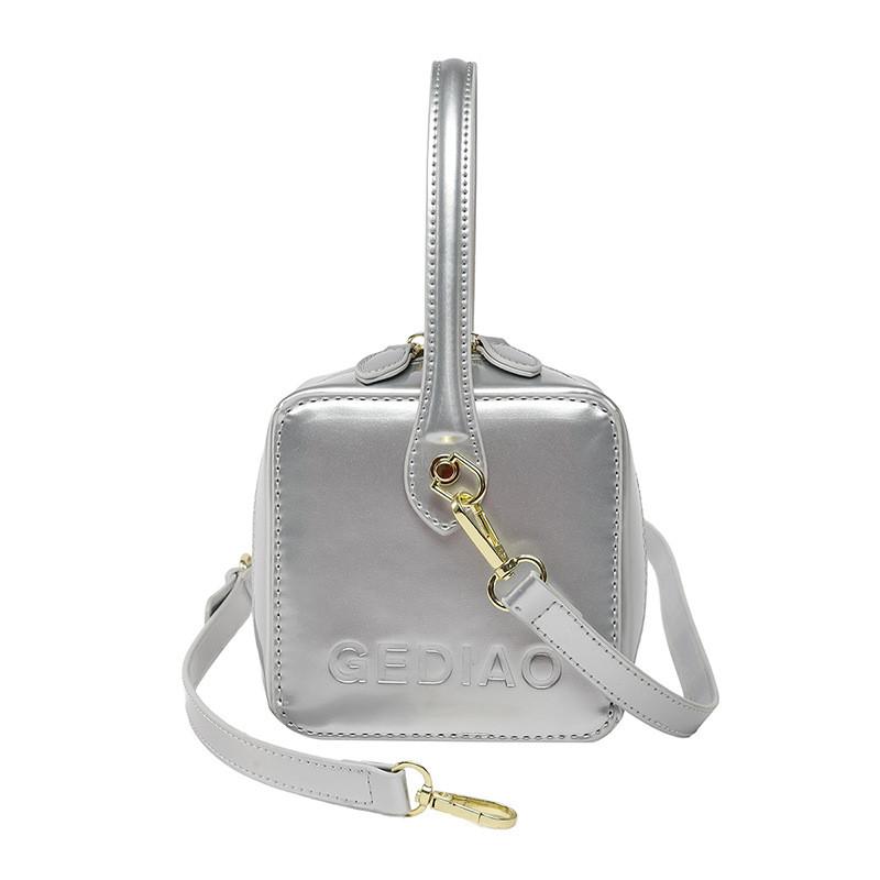 Womens Small Pu Shoulder Bag With Zipper And Interior Pouch For Casual Outings серебряный