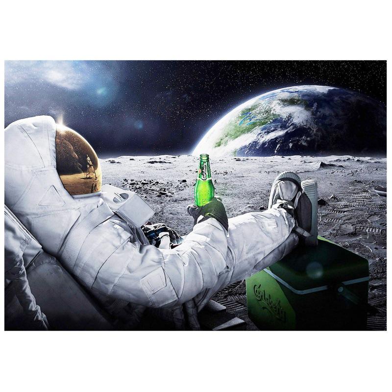 

European Retro Astronaut with Beer Cowhide Poster for Bar or Cafe Decor White card paper (non-adhesive) 30*42 cm