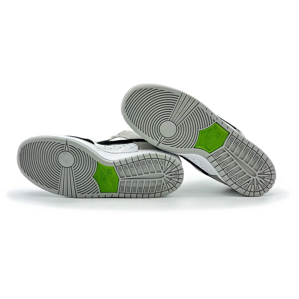BQ6817-011 Nike SB Dunk Low Chlorophyll Medium Grey White Green Black (Men's)