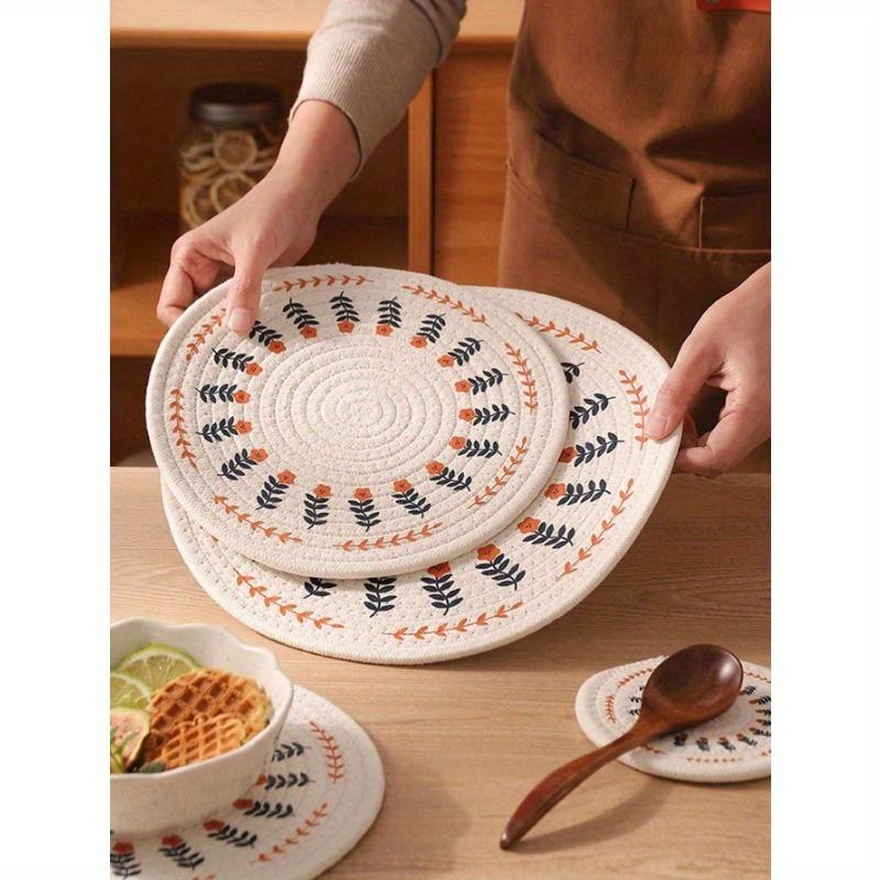 

1 шт. Милая цветочная прихватка, Толстая круглая ручная вязка, Теплоизоляционная подставка, Настольная подставка, Подставка под миску 12cm