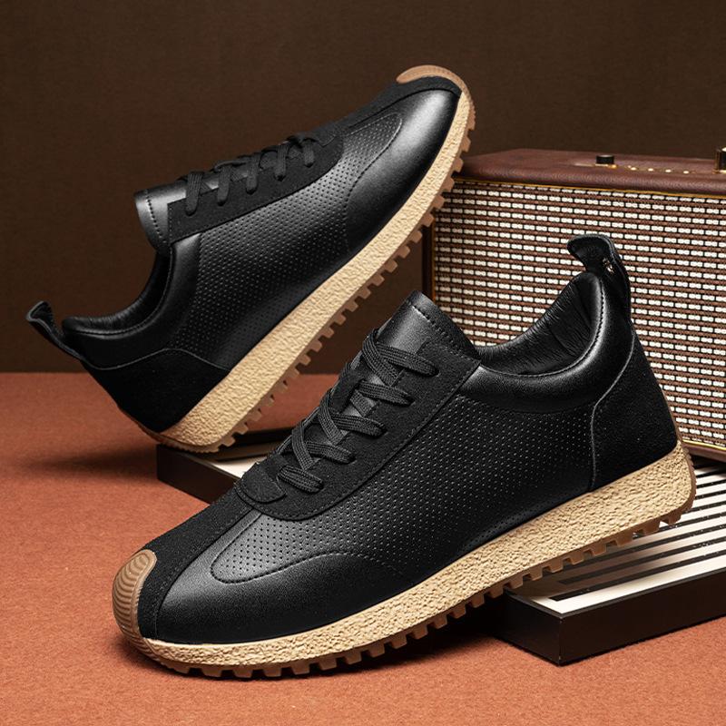 

Мужская обувь 2025 года, летние новые мужские кроссовки на платформе из кожи, модная корейская версия, легкая, трендовая, повседневная обувь Forrest Gump 39 чёрный