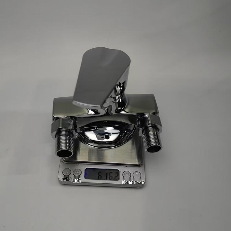 OEING Wall-Mounted Hot & Cold Shower Mixer Faucet
