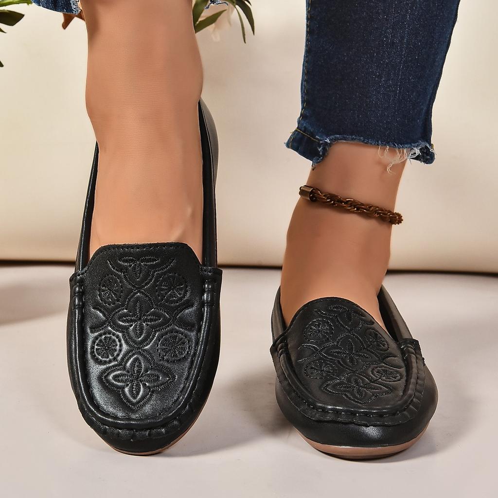Fashion Women Flat Shoes 2024 Spring New Casual Single Shoes Large Size Round Head Loafers Flat Bottom Soft Sole Shoes Zapatos De Mujer