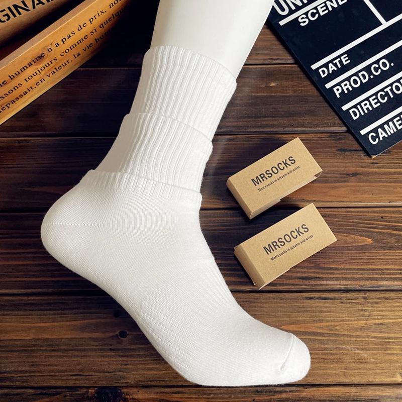 100% Cotton Xinjiang Socks - Unisex Odor-Resistant Sports Socks, Black & White, All-Season, Perfect for Students & Couples