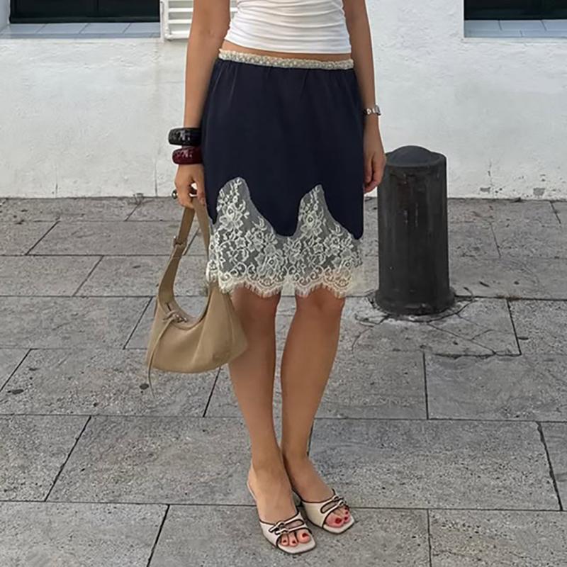 Damen Spitzenbesatz Satin Minirock 2026 Frühling Y2k Spitzensatin A-Linie Halbslip Kurzer Rock Süß Hohe Taille Unterrock