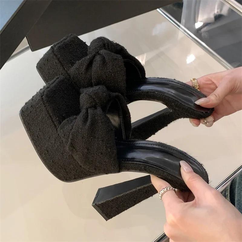 

Новые женские тапочки на толстой платформе с открытым носком и бабочкой, свадебные банкетные босоножки на очень высоком каблуке 35