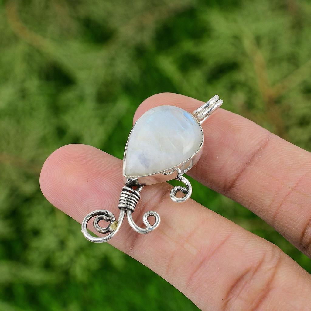 925 Sterling Silver Rainbow Moonstone Gemstone Wife Bezel Ethnic Pendant Jewelry