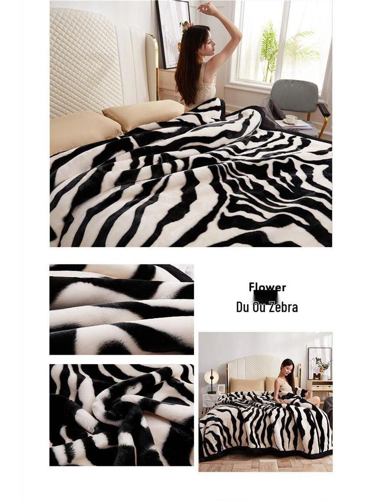 G5Z Double Layer Winter Blanket: Thick Flocked Raschel & Milk Fleece for Cozy Naps.