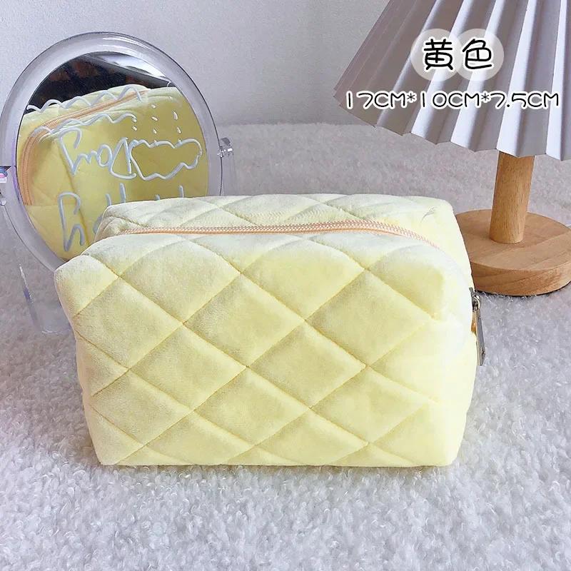 Large-capacity Storage Bag Soft and Comfortable Pillow Bag Student Cute Cosmetic Storage Bag Women Travel Make Up Toiletry Bags