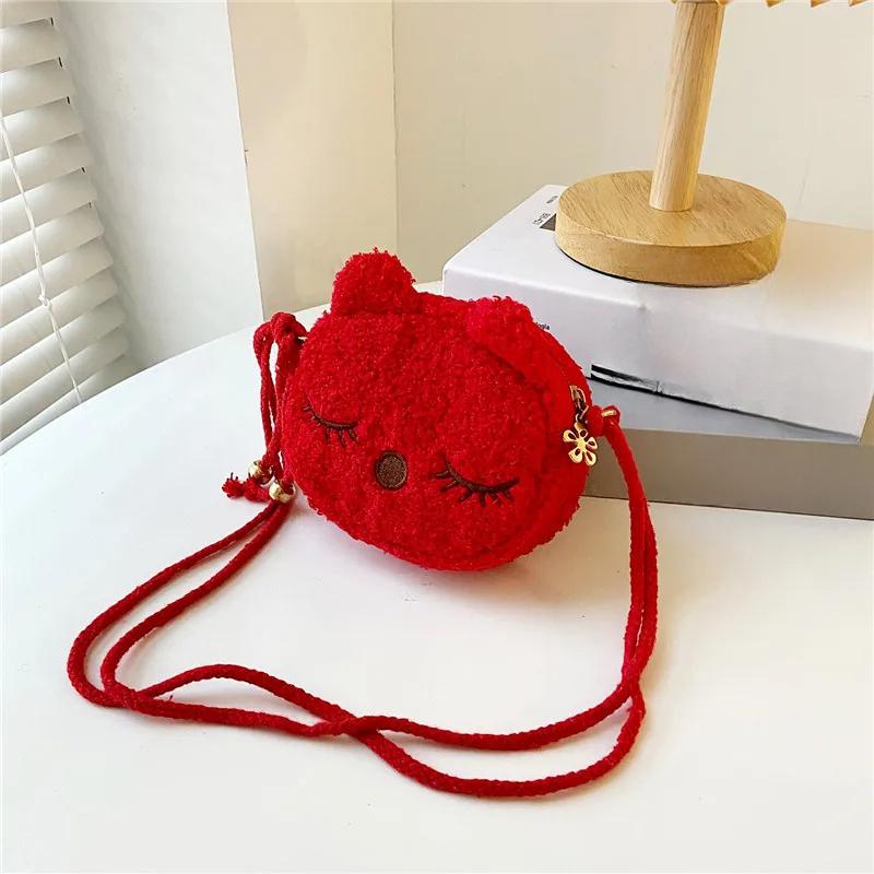 

Милая плюшевая детская сумка на плечо с рисунком маленького кота, флисовый кошелек для монет для маленьких девочек, модная сумка-мессенджер, детские подарки на день рождения красный