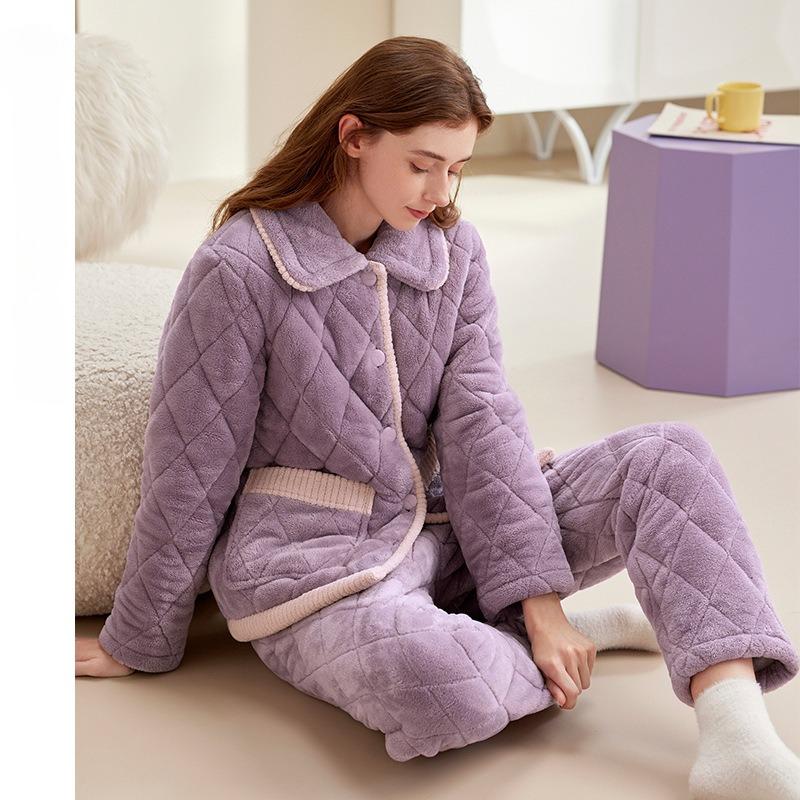 

Женская зимняя трехслойная толстая стеганая куртка с кашемиром, которую можно носить в комплекте с домашним платьем