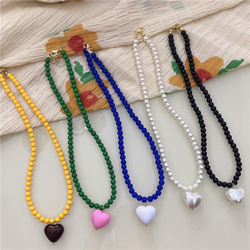 Love Heart Pendant Clavicle Chain Resin Acrylic Neck Chain Trend Beaded Necklace