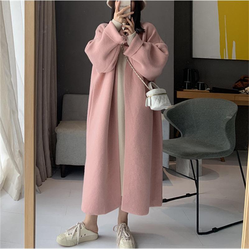 Sweater jacket women's high-end sense retro lazy style loose medium and long autumn and winter new knitted cardigan