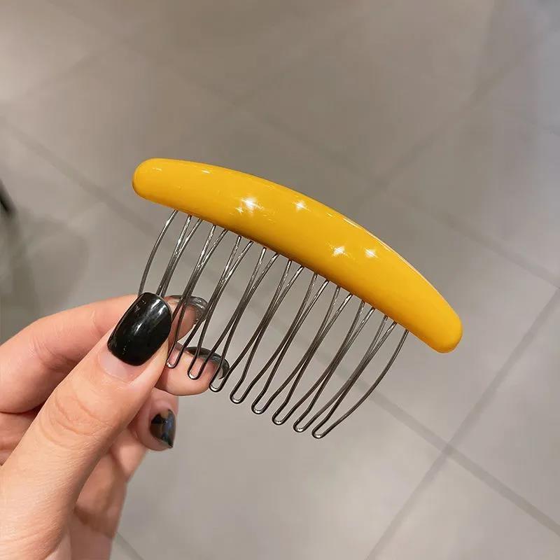 Hair Comb and Hairpin Combination for Simple Side Parting Hair Clips for Hair Without Any Trace At The Back of The Head and For Messy Hair At The Top.