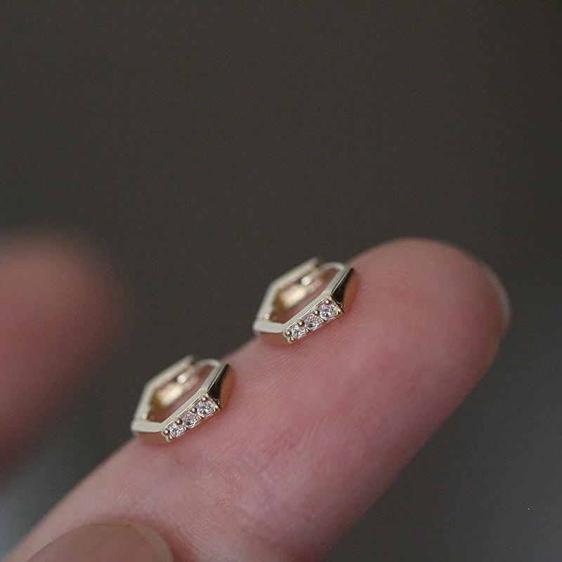 Gold-Plated S925 Sterling Silver Mini Hexagon Ear Cuff - Geometric, Versatile, Cool Style Earrings for Women Gold Pair