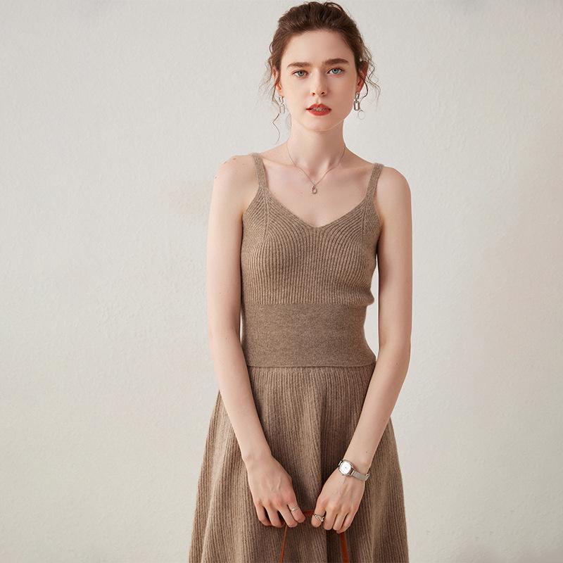 U-Neck Cashmere Camisole: Stylish Women's Knitted Tank Pullover for Autumn/Winter