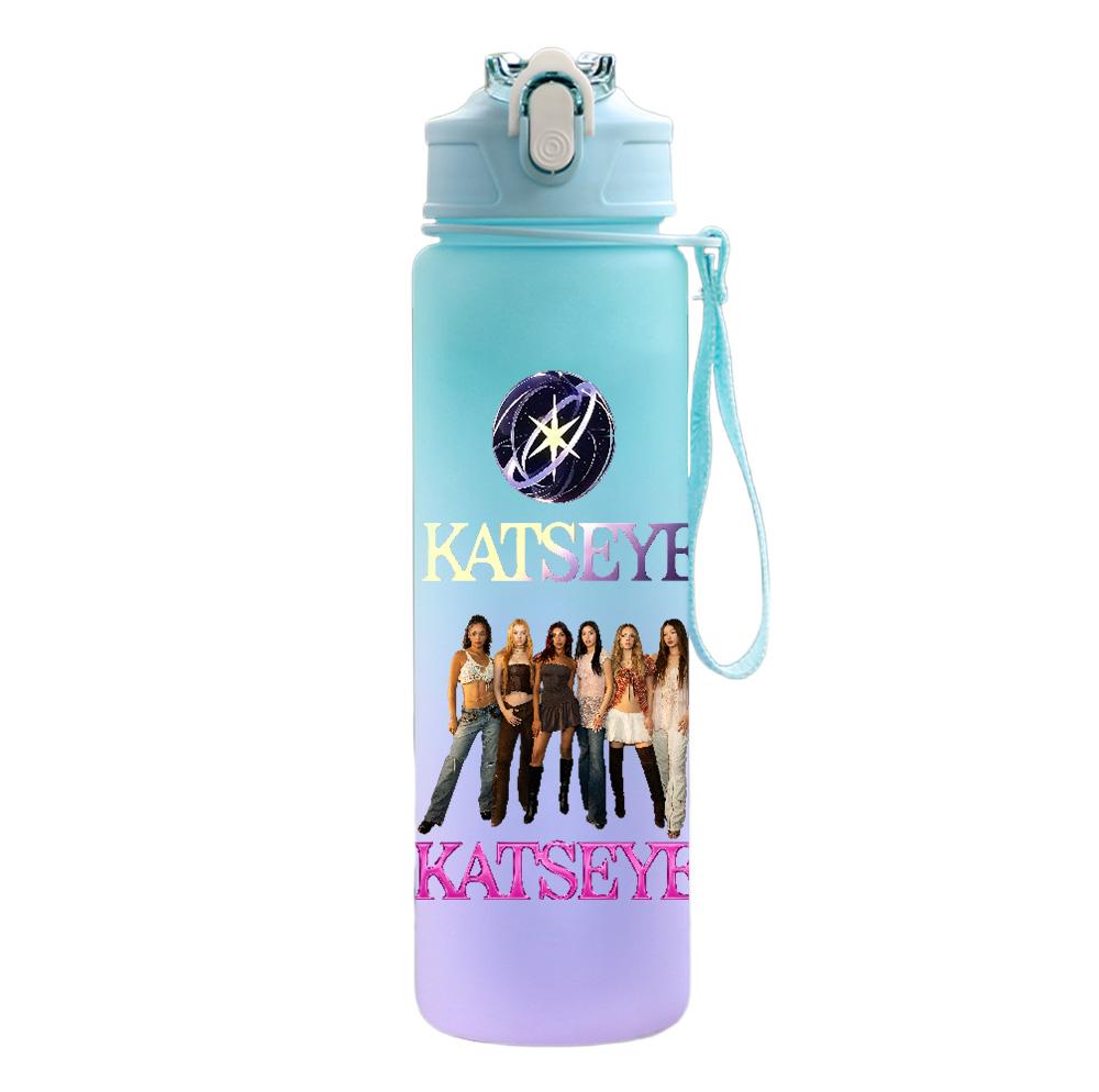 750Ml Water Bottle Anime Cartoon KATSEYE Printed Large Capacity Drinking Cup Portable Outdoor Sports Water Cup Children Kid Gift