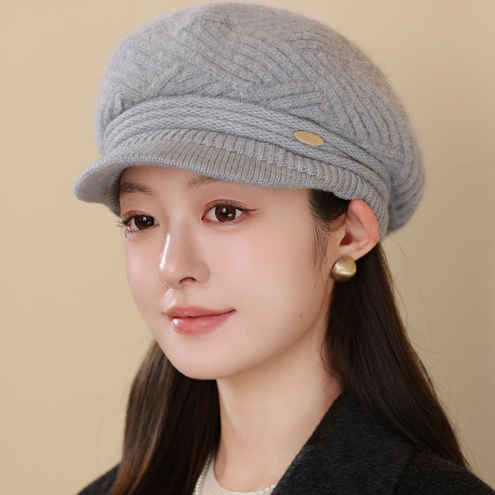 

Женская зимняя шапка нового стиля, простой дизайн, шапка с плюшевой меховой подкладкой для женщин, повседневная шапка из смеси кроличьего меха, уличная вязаная шапка 56cm-60cm