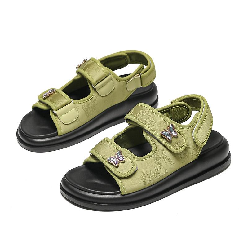 New Chinese Sandals Women's National Style Versatile Small Fragrant Style 2025 Summer New High-end Flat Casual Sandals Women