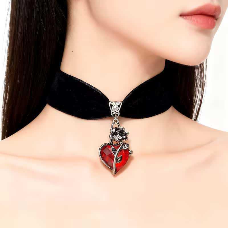 Gothic Black Velvet Rose & Red Heart Beaded Necklace - Adjustable Y2K Halloween Party Accessory