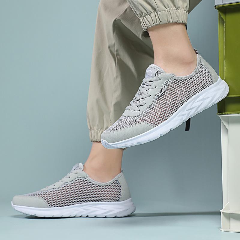 Summer Mesh Hollow Shoes Lightweight Breathable Sports Casual Shoes Large Size Travel Running Shoes