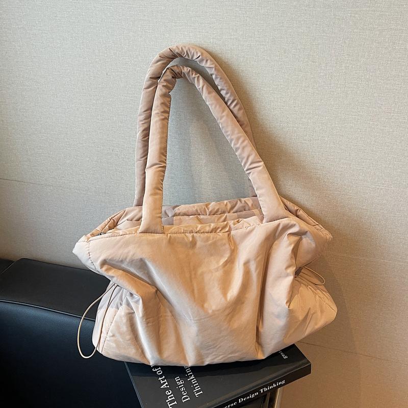 

Korean nylon bread bag shoulder bag commuter versatile large-capacity tote bag casual simple handbag