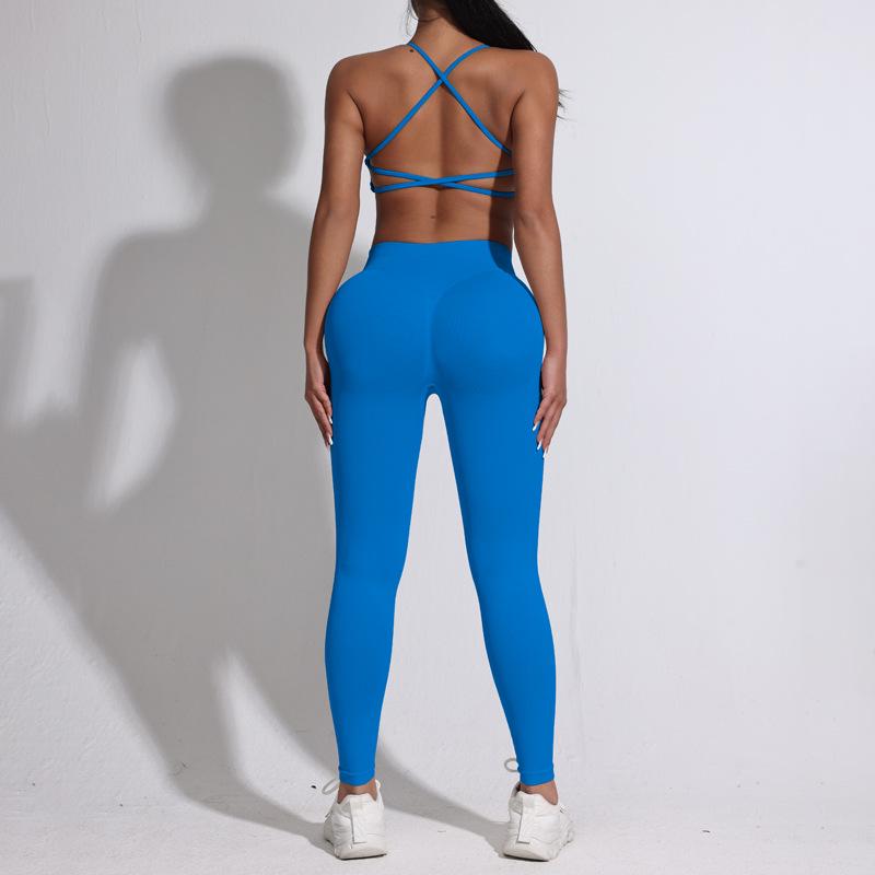 Nahtloses Damen Sport Yoga Set: Sport-BH mit gekreuztem Rücken & Pfirsich-Po Leggings