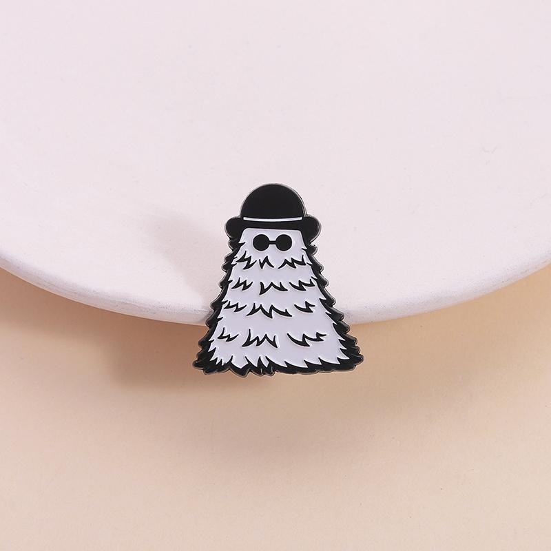 Fantasy Comedy Movies Enamel Pins Custom Cousin Brooches Lapel Badges Clothes Funny Jewelry Gift for Friends