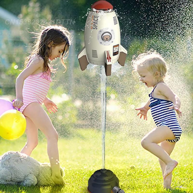 Children Rotate Flying Polishing Rounded Long Distance Outdoor Rocket Game Smooth Design Sprinkler Interaction Garden Toys