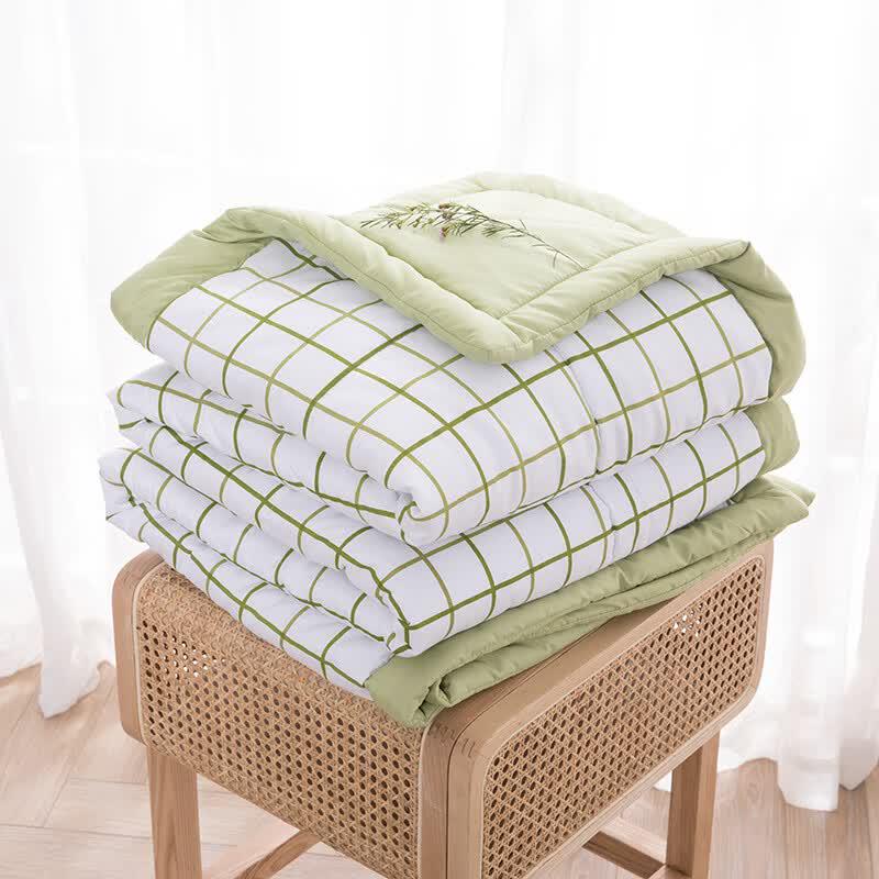 Nanjiren Portable Washable Summer Quilt