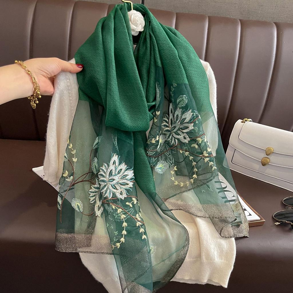 Long Embroidery Floral silk wool scarf Shawls Wraps Women Bufandas Foulard Headkerchief Hijab Pashmina Scarves Bandana Poncho