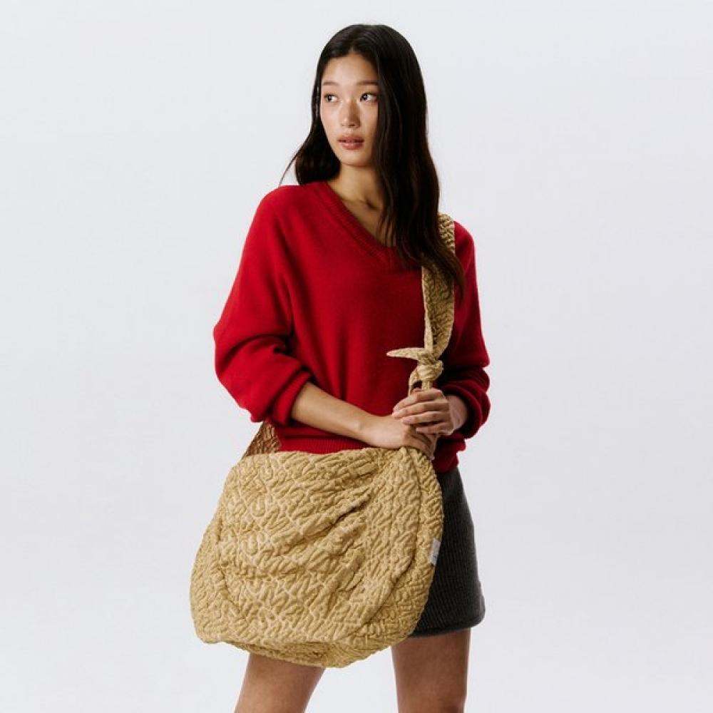 

Pleatsmama Big Blooming Bag Champagne Single option