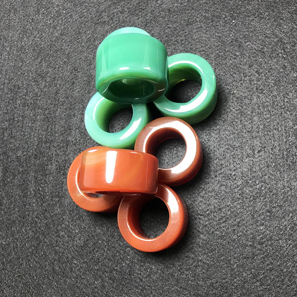 Men's and Women's Large Agate Chalcedony Thumb Rings - Promotional Jade Style