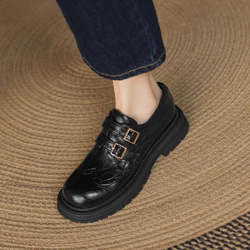 

New women s one-pedal single shoes casual black large size shoes low heel thick sole non-slip women s shoes wear women s single shoes in all seasons 39 чёрный