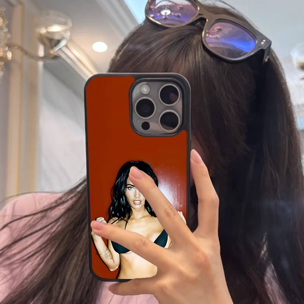 Schauspielerin M-Megan Fox Modell Handyhülle Für IPhone 17 16 15 14 13 Plus 12 11 Pro Max PC+TPU Hüllen Rückseite
