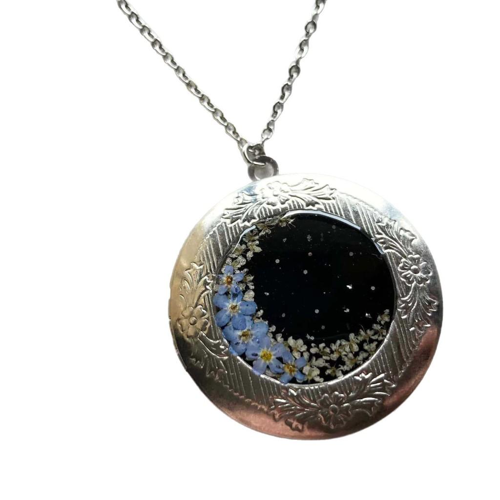 Bohemian Geometric Pendant Necklace For Women With Titanium Steel Chain
