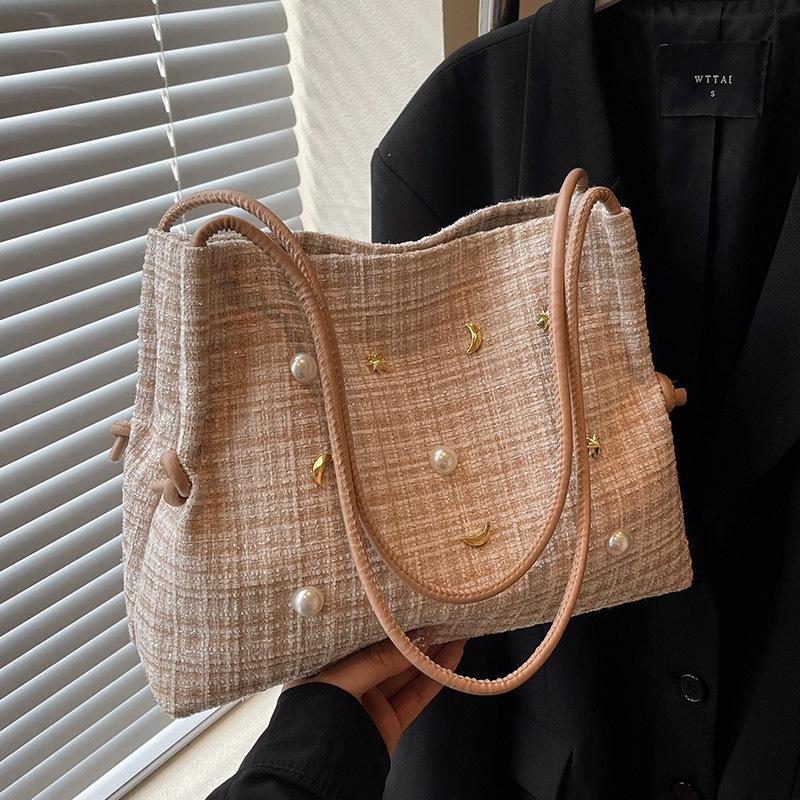

Commuter tote bag women s 2024 summer versatile shoulder bucket bag women s Mori versatile tote bag хакі