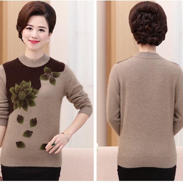 Sweater Women's Autumn and Winter Clothes To Keep Warm Middle-aged Short Middle-aged and Elderly Western Style Bottoming Shirt Tops