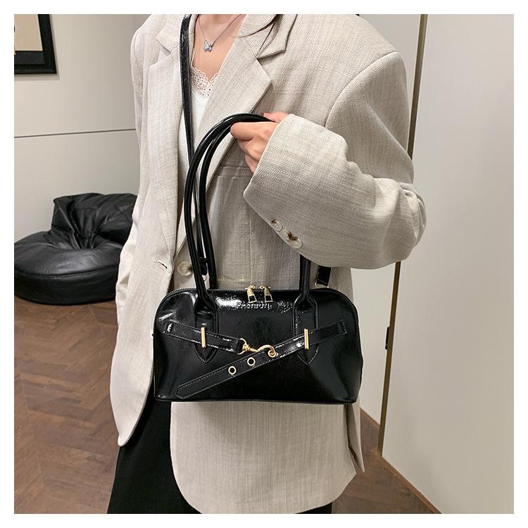 Retro Style Faux Leather Shoulder Bag for Women, Large Capacity Vintage Handbag, Trendy Commute Crossbody Bag