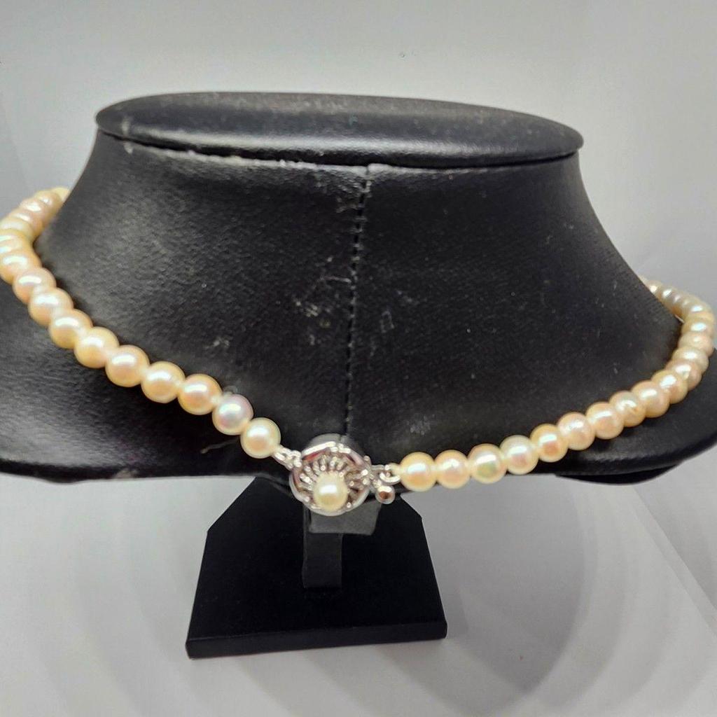 Used Genuine Pearl Necklace Necklace Perl School Mama Ladies Accessories White Silver Metal Fittings Real White