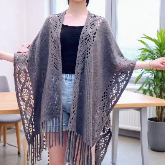Cárdigan Chal Versátil con Borlas: Elegante Ropa Exterior Holgada Calada para Primavera, Verano y Otoño.