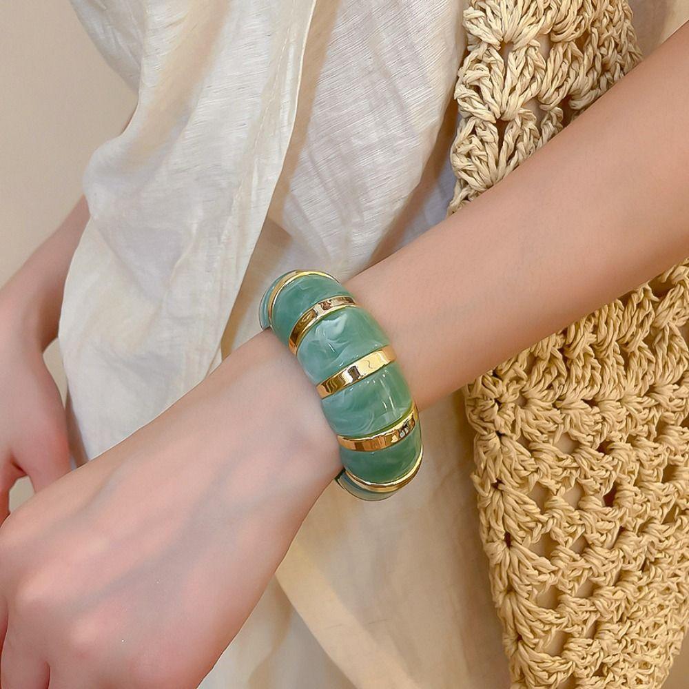 Europe American Style Acrylic Bangle Wide Exaggerated Bracelet Simple Elastic Bracelet Women