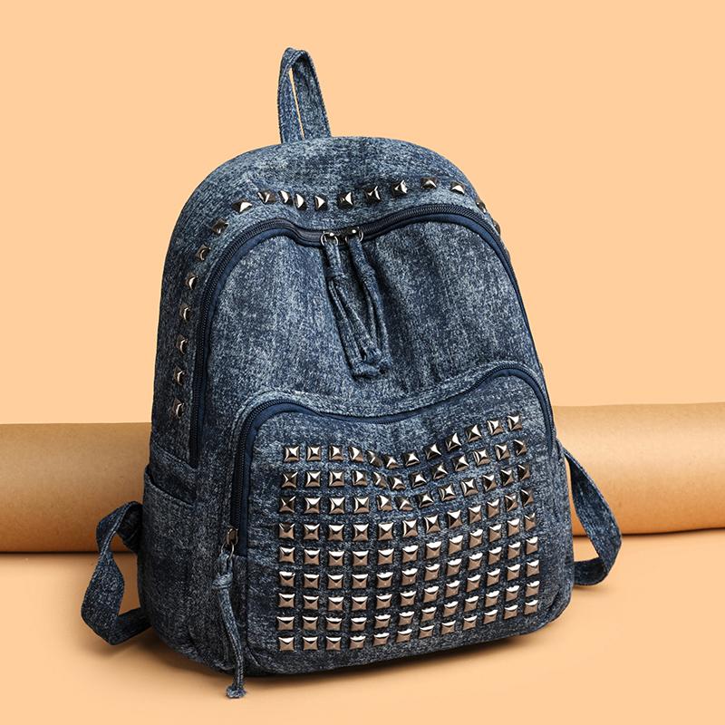 Mochila com Rebites Mochila Punk de Brim