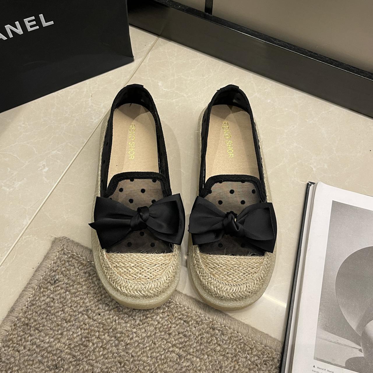 

Вечерние туфли-одиночки женские 2025 года, новая весенне-летняя обувь с одной педалью, туфли для рыбалки, дышащая сетчатая обувь Doudou на толстой подошве 35 чёрный